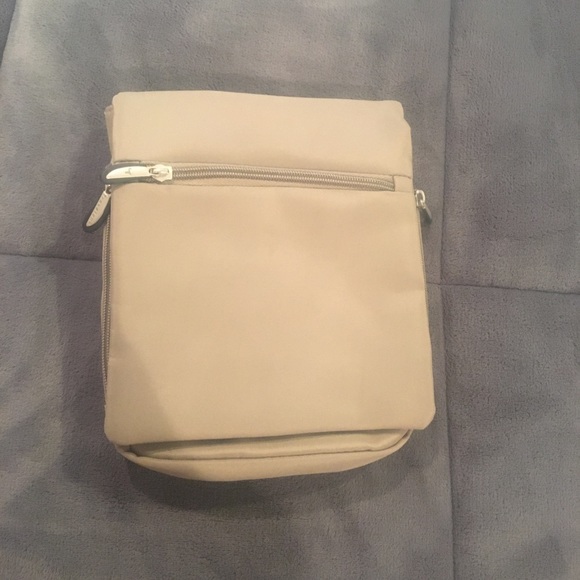Bag - Picture 1 of 4